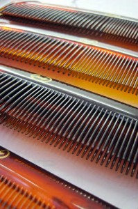 combing hair_comedy_nose