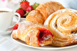 7 Foods That Accelerate Aging